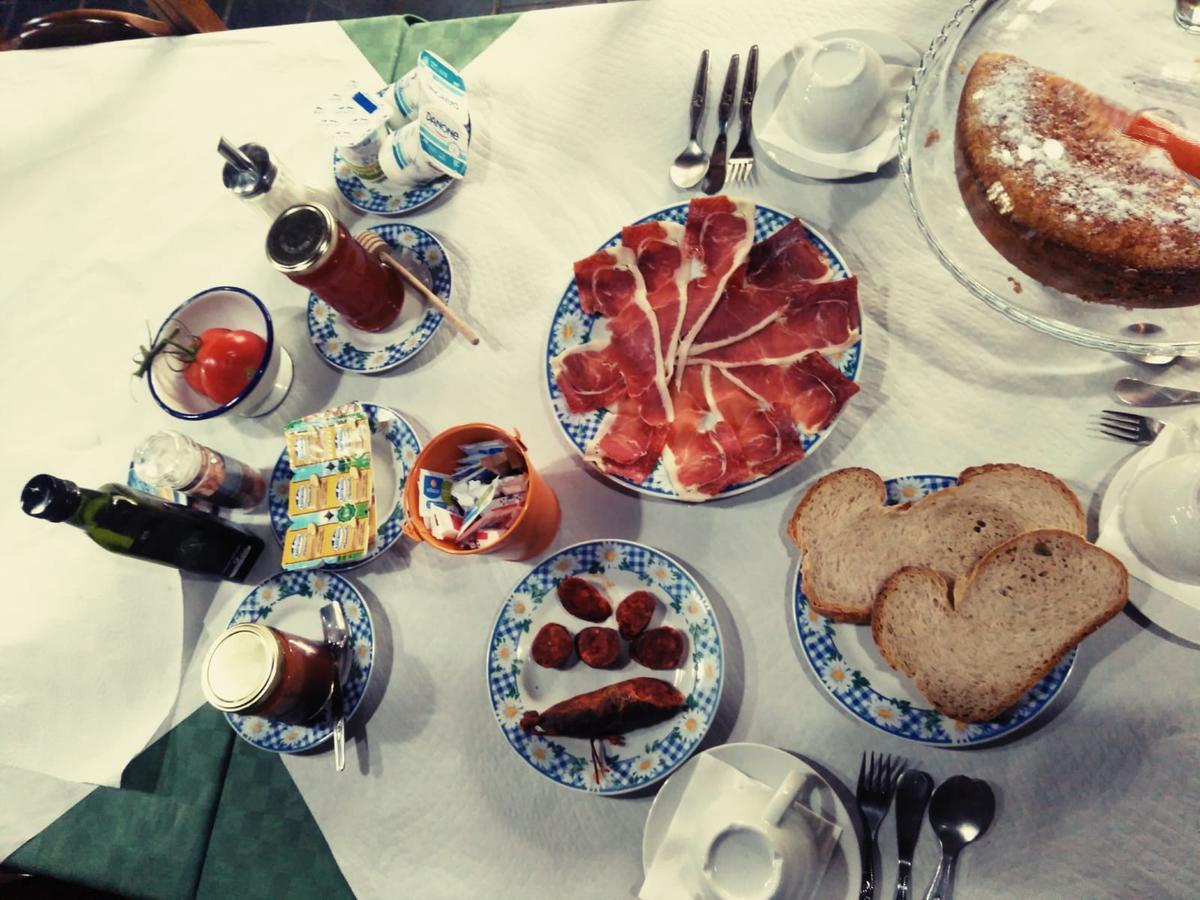 Agroturismo La Casona De Belmonte Ovinana  외부 사진