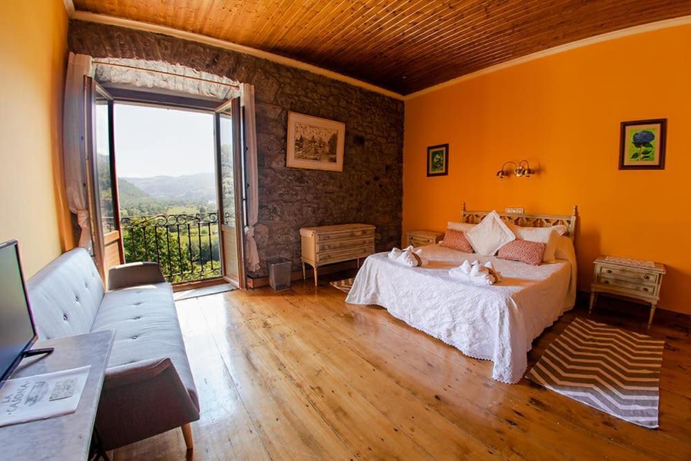 Agroturismo La Casona De Belmonte Ovinana  외부 사진